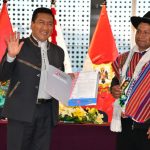 Consejo Indígena de Coroma entrega anteproyecto de ley del litio al presidente de Diputados