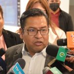 Tras la toma violenta del mini hemiciclo por las bancadas de oposición, Comisión de Constitución ingresa en cuarto intermedio