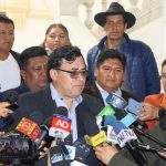 Presidente de Diputados pide a huelguistas deponer actitudes que van en contra del trabajo legislativo