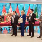 Autoridad legislativa entrega Reconocimiento a personalidades y organizaciones por su trayectoria