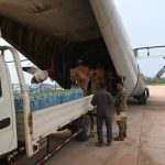 Santa Cruz: Autoridad legislativa participa de entrega de ayuda humanitaria a damnificados por desastres
