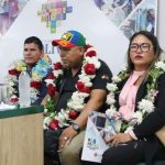 Parlamentaria participa de entrega de proyectos con diseño final en beneficio de municipios de Santa Cruz