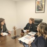 Diputada se reúne con representantes internacionales con el fin de coordinar acciones en favor de víctimas de violencia en el territorio