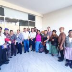 Autoridad legislativa se reúne con representantes de la Asociación de Adultos Mayores de Tiquipaya