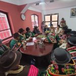Legisladoras se reúnen con autoridades originarias de Oruro para escuchar sus demandas