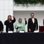 Cámara de Diputados otorga reconocimientos a escritores, actores y actrices