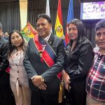 Diputadas participan en la posesión de autoridades de la Universidad de San Simón