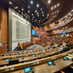 ¡Se instala la sesión! Presidente Yujra da inicio a la 34ª sesión en la que se tratarán dos créditos internacionales