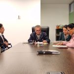 𝗖𝗼𝗺𝗶𝘁𝗲́ 𝗱𝗲 𝗧𝗿𝗮𝗯𝗮𝗷𝗼 𝗮𝗽𝗿𝘂𝗲𝗯𝗮 𝗹𝗲𝘆 𝗰𝗼𝗻𝘁𝗿𝗮 𝗲𝗹 𝗮𝗰𝗼𝘀𝗼 𝗹𝗮𝗯𝗼𝗿𝗮𝗹 𝘆 𝗯𝘂𝘀𝗰𝗮 𝗱𝗲𝘀𝘁𝗮𝗰𝗮𝗿 𝗮 𝗽𝗼𝗹𝗶𝘁𝗼́𝗹𝗼𝗴𝗼𝘀 𝘆 𝗲𝗺𝗽𝗿𝗲𝗻𝗱𝗲𝗱𝗼𝗿𝗲𝘀