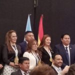 Diputada Gómez recibe dos distinciones por su destacada gestión en Cochabamba