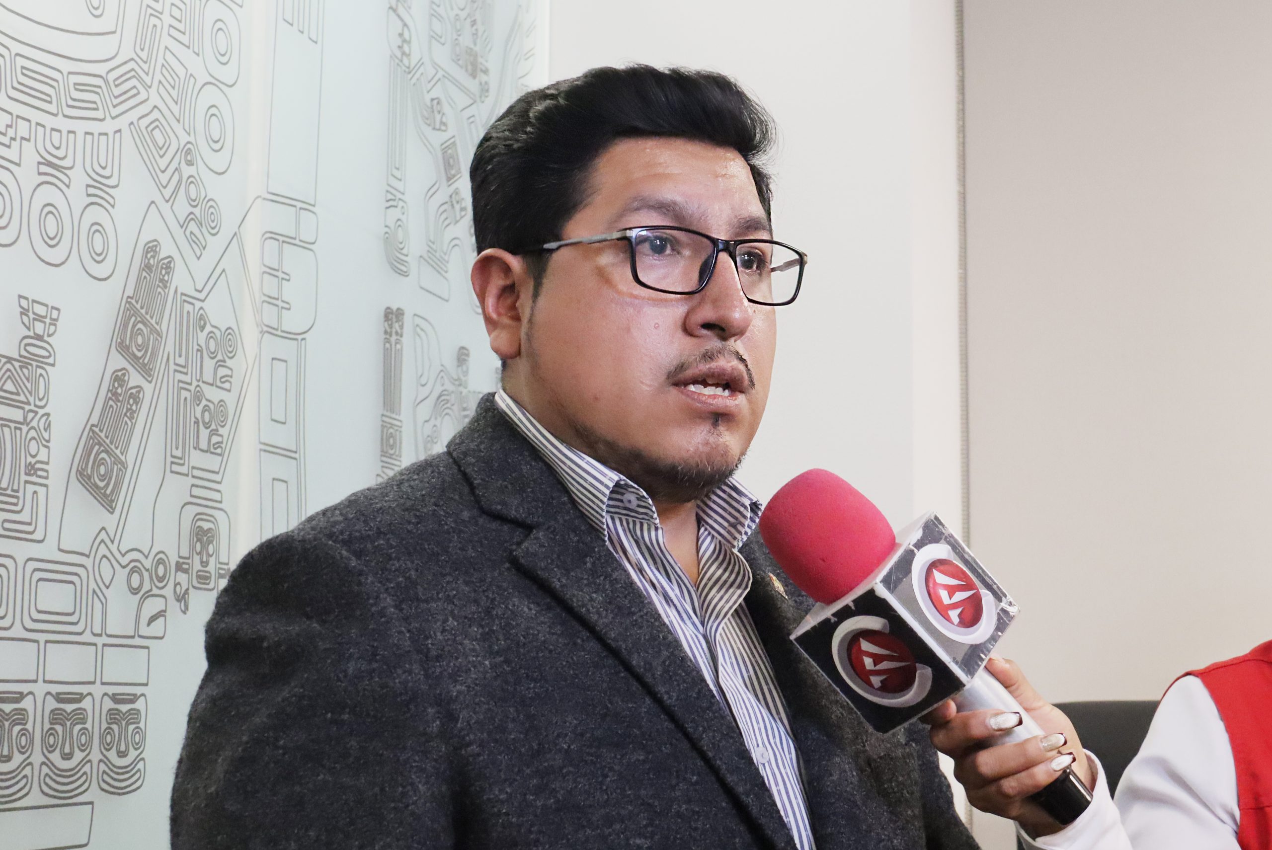 Yujra destaca avance en el diálogo por los créditos