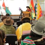 Mujeres indígenas se capacitan y reciben información sobre sus derechos políticos y económicos