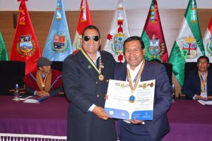 Rengel rinde homenaje al maestro boliviano