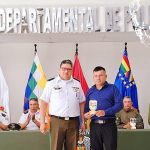 Policía Boliviana entrega reconocimiento a la diputada Rodríguez por su compromiso con la institución