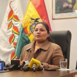 Vicepresidenta Choque resalta los avances en democracia, industrialización y leyes sociales del país