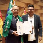 Distinguen a instituto de entrenadores de fútbol: Presidente Yujra destaca su trayectoria en la formación deportiva