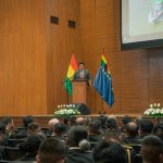 Presidente de Diputados rinde homenaje a la Armada por su bicentenario y destaca su rol en la integración regional