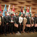 Diputada Santelices entregó un reconocimiento al grupo Wara por su trayectoria musical